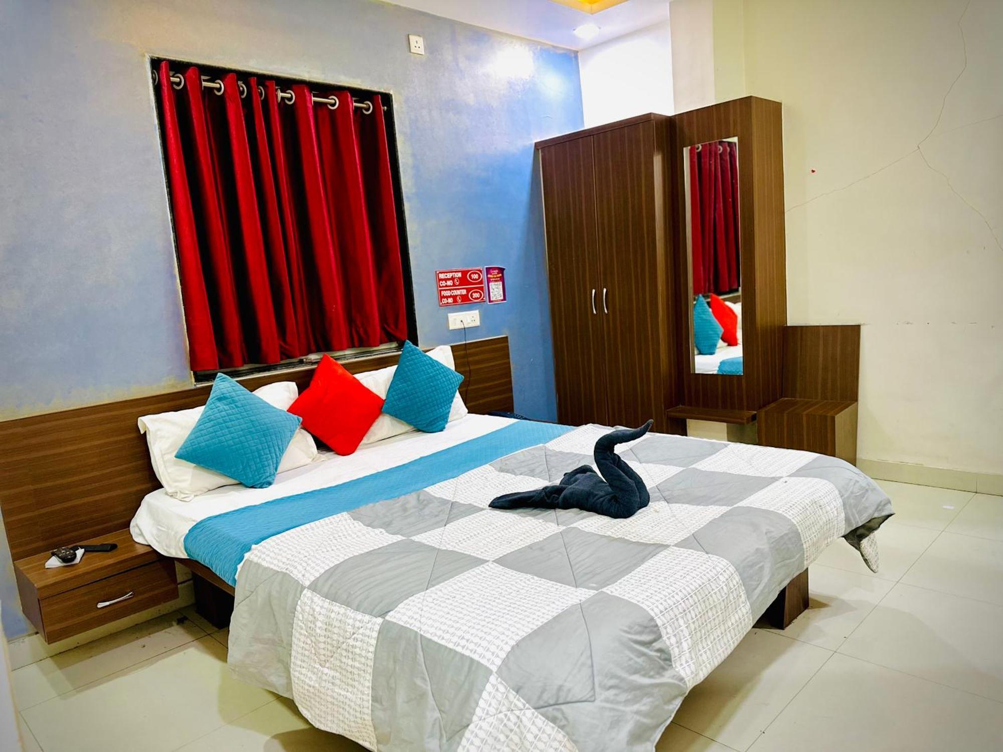 Hotel Sawai Executive Jadhavwadi Екстер'єр фото