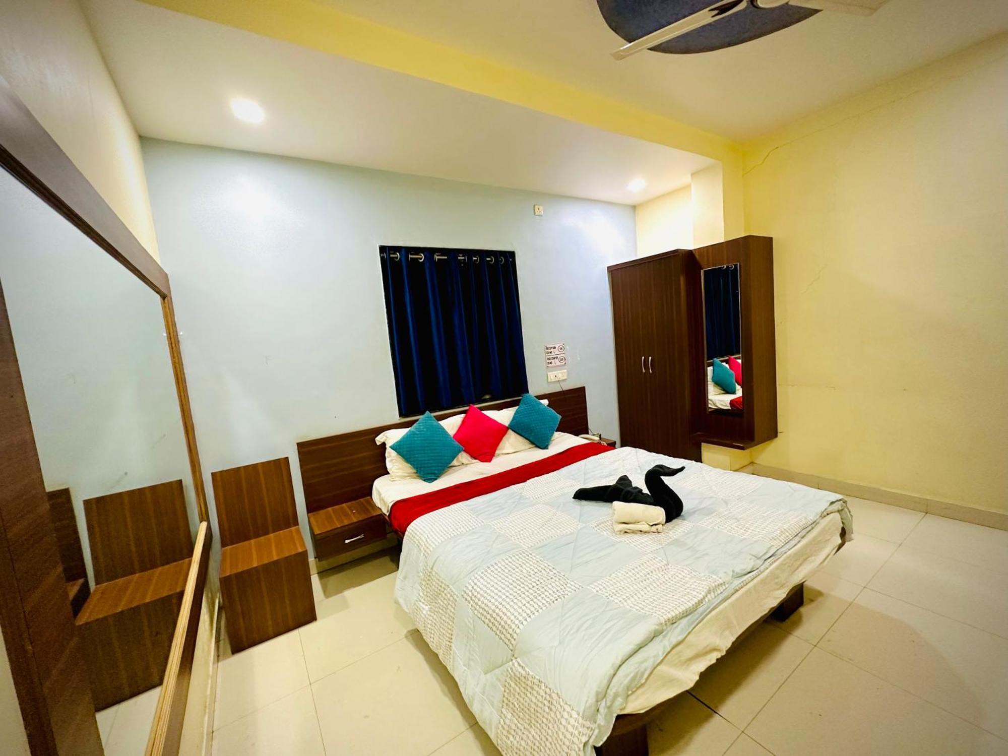 Hotel Sawai Executive Jadhavwadi Екстер'єр фото