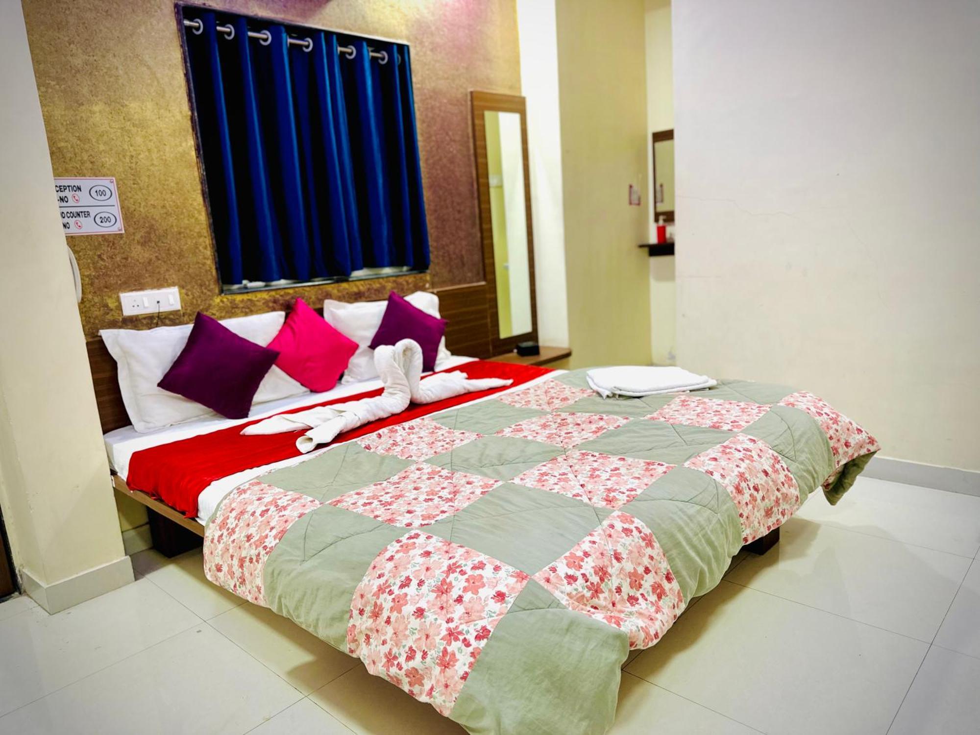Hotel Sawai Executive Jadhavwadi Екстер'єр фото