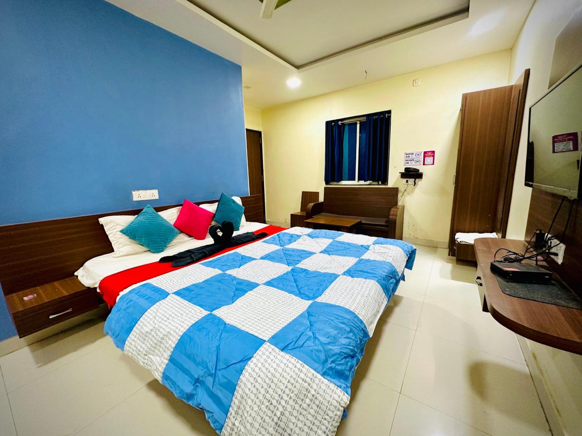 Hotel Sawai Executive Jadhavwadi Екстер'єр фото