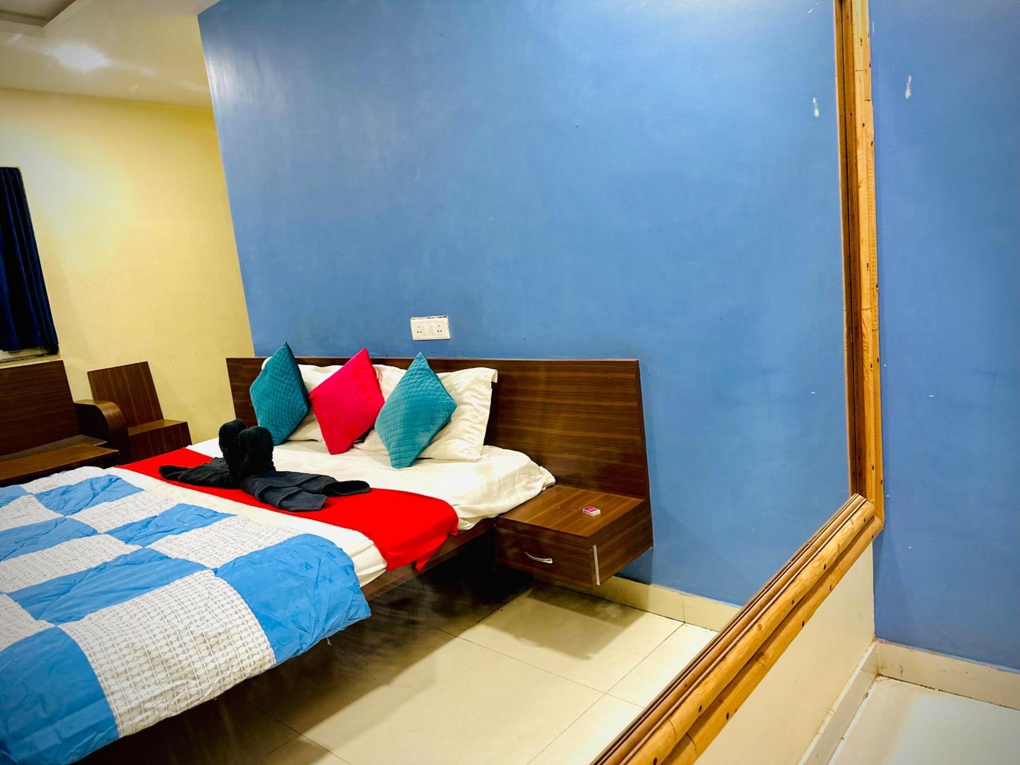 Hotel Sawai Executive Jadhavwadi Екстер'єр фото