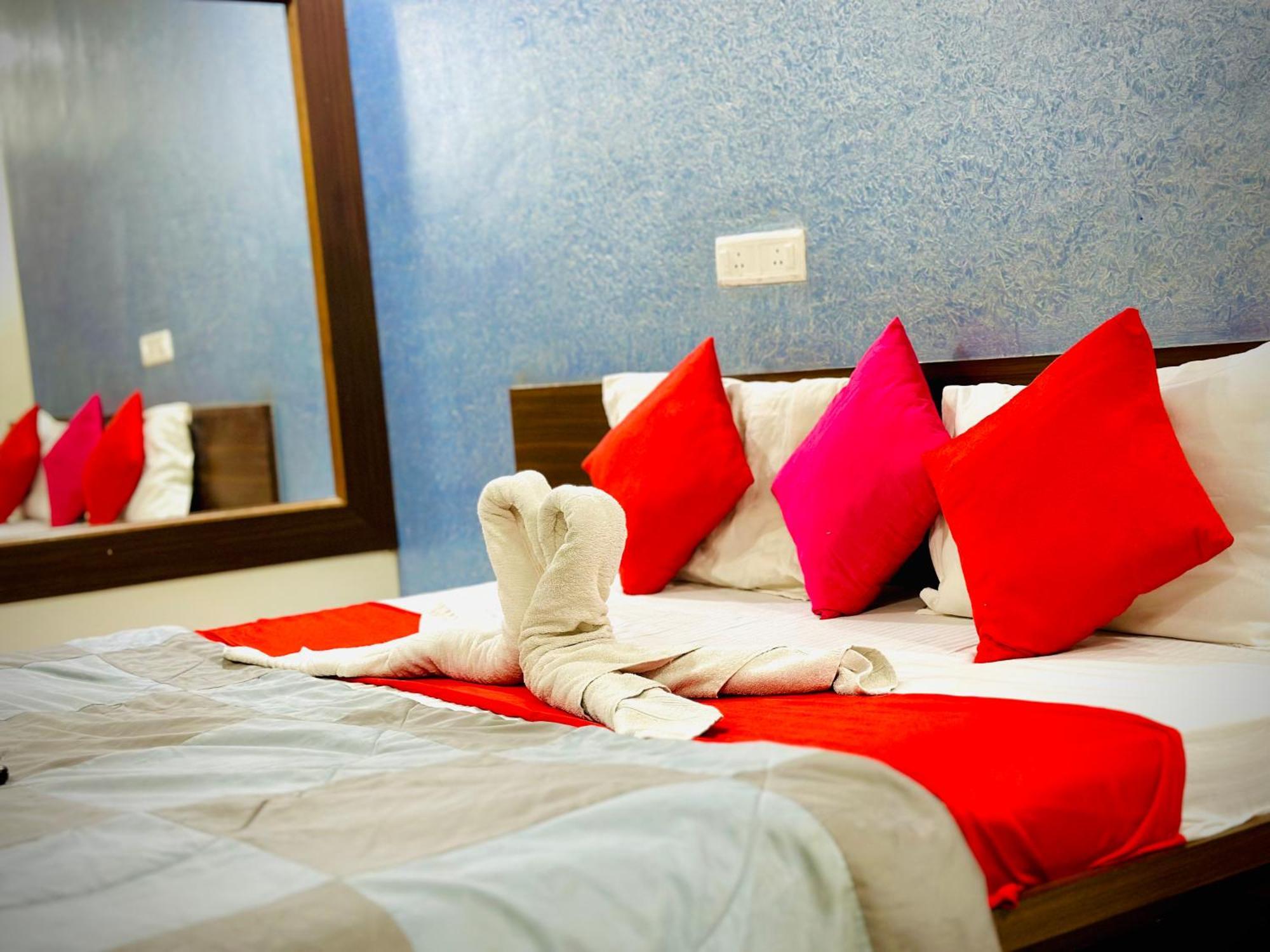 Hotel Sawai Executive Jadhavwadi Екстер'єр фото