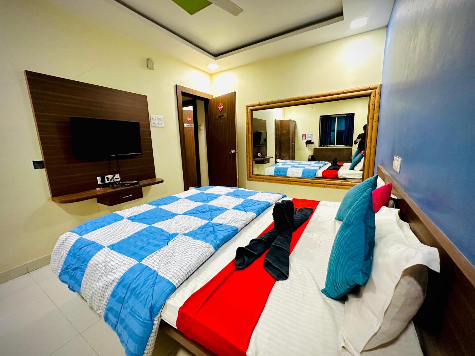 Hotel Sawai Executive Jadhavwadi Екстер'єр фото